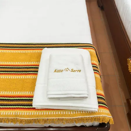 Rustic Getaway In Guarda