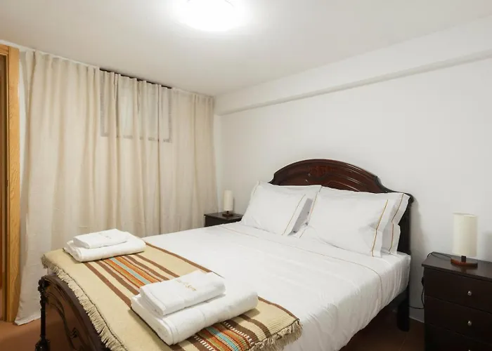 Rustic Getaway In Guarda Nyaraló