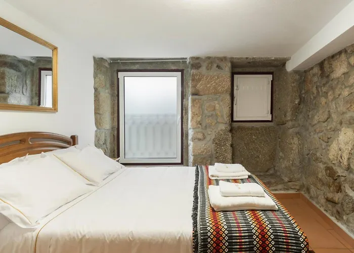 Rustic Getaway In Guarda Nyaraló Gouveia