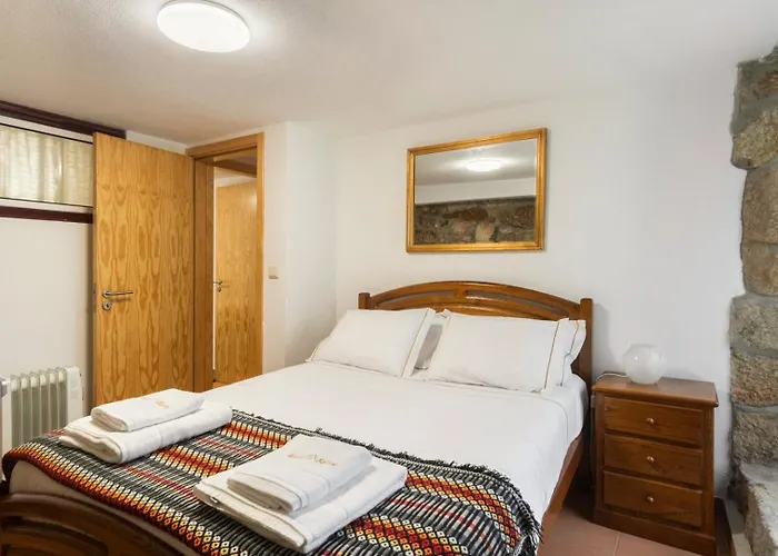 Nyaraló Rustic Getaway In Guarda Gouveia